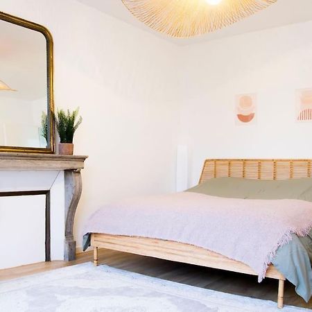 Le Saint Amour Cosy Безансон Екстериор снимка